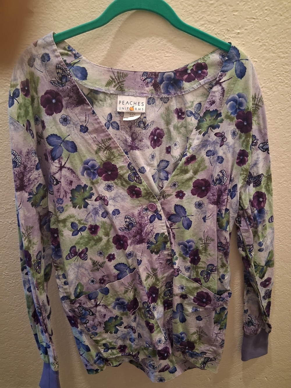 Peaches Uniforms Floral Button-Up Scrub Top - Purple & Blue Long Sleeve Small